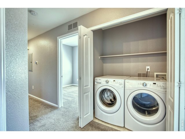 Property Photo 17 Washer & dryer are included!