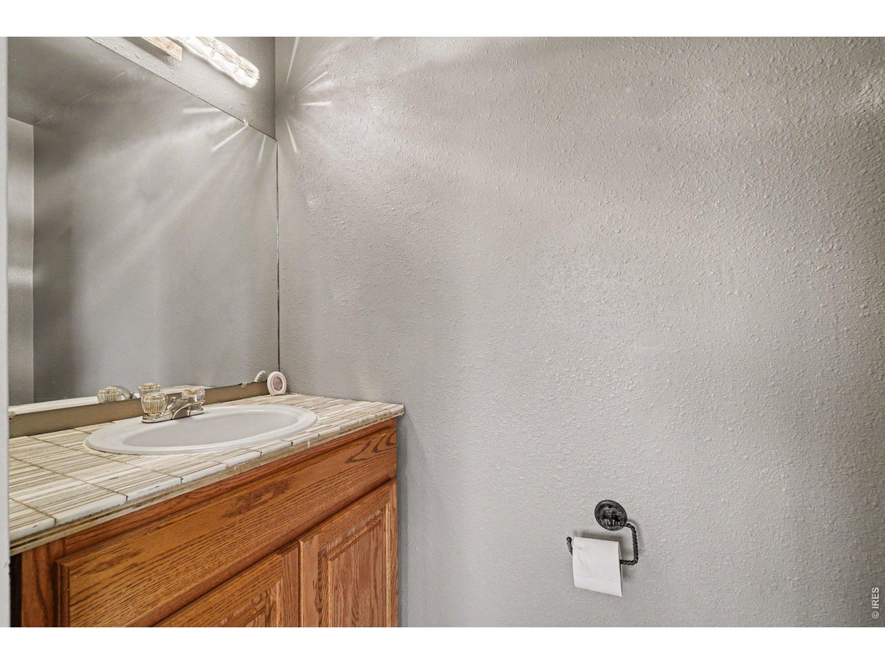 Property Photo 11 Bathroom 2