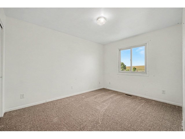 Property Photo 18 Bedroom 3