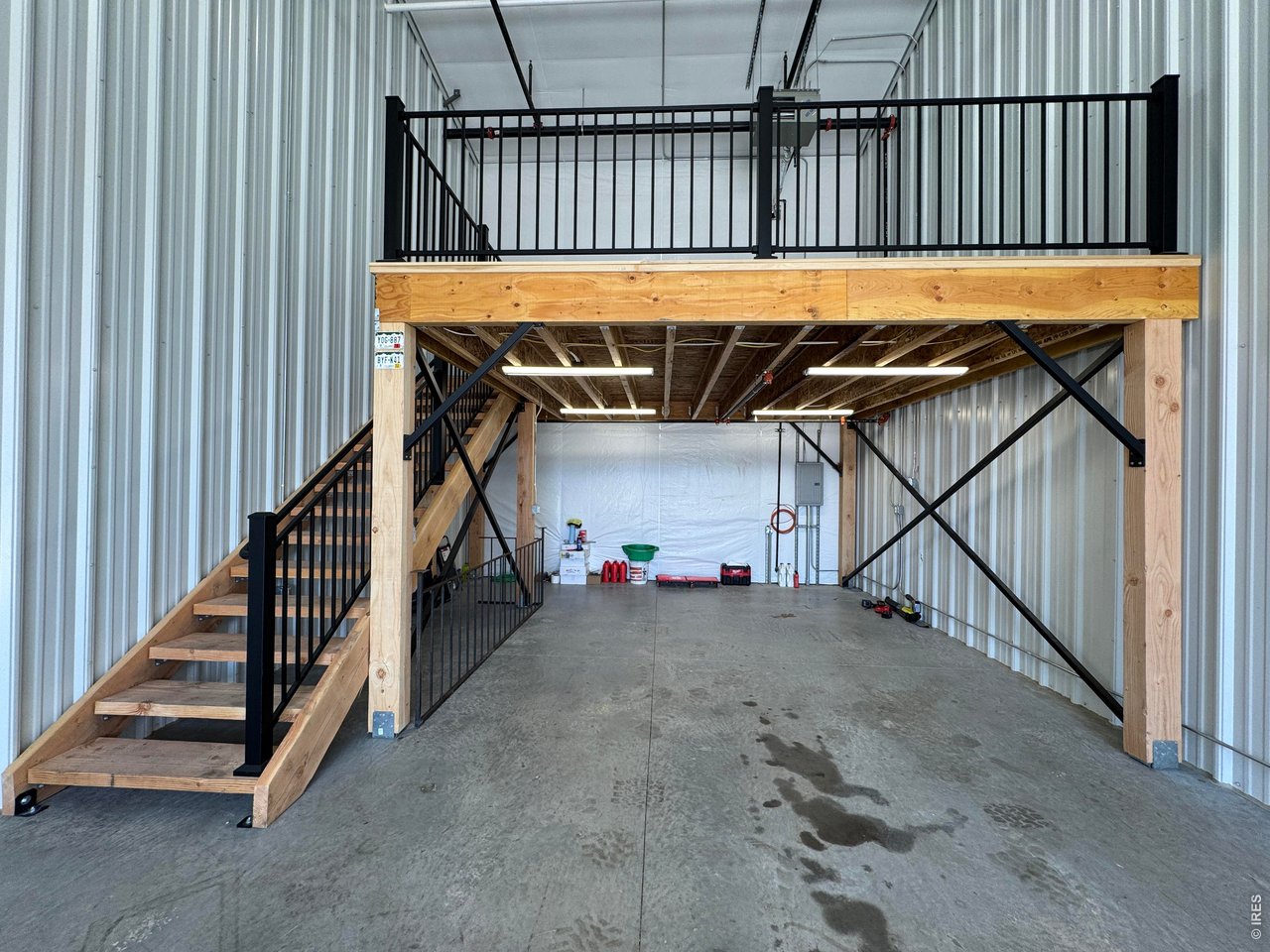 Property Photo 3 Mezzanine