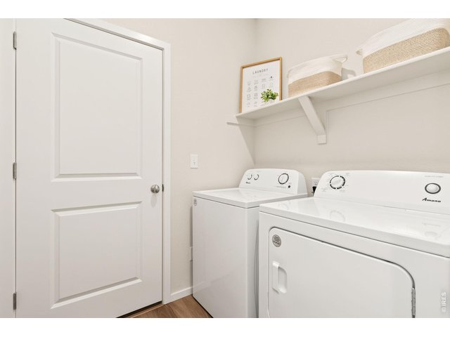 Property Photo 13 Laundry