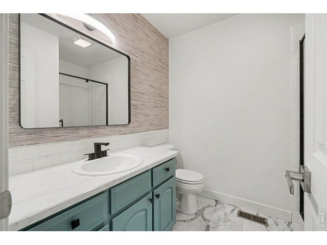 Property Photo 16 Bath 2