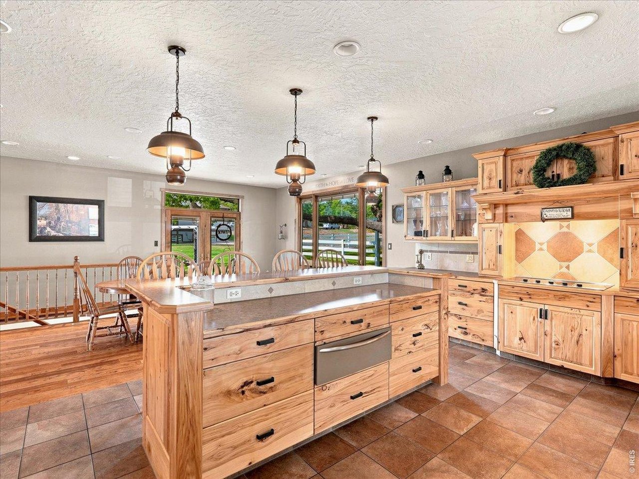 Property Photo 15 
