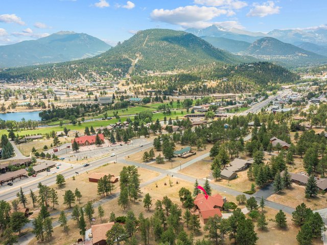 Property Photo 44 Moments to downtown shopping, restaurants and breweries