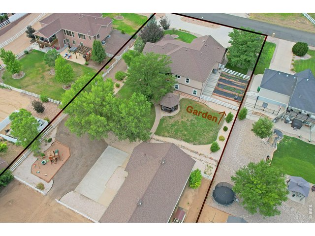 Property Photo 48 A Great Neighborhood and Location