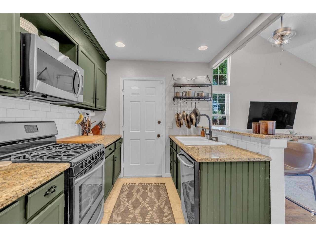 Property Photo 13 