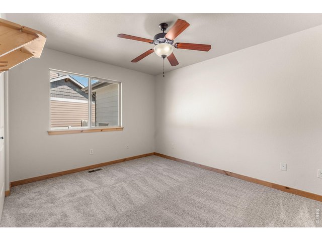 Property Photo 18 Main floor guest bed 1