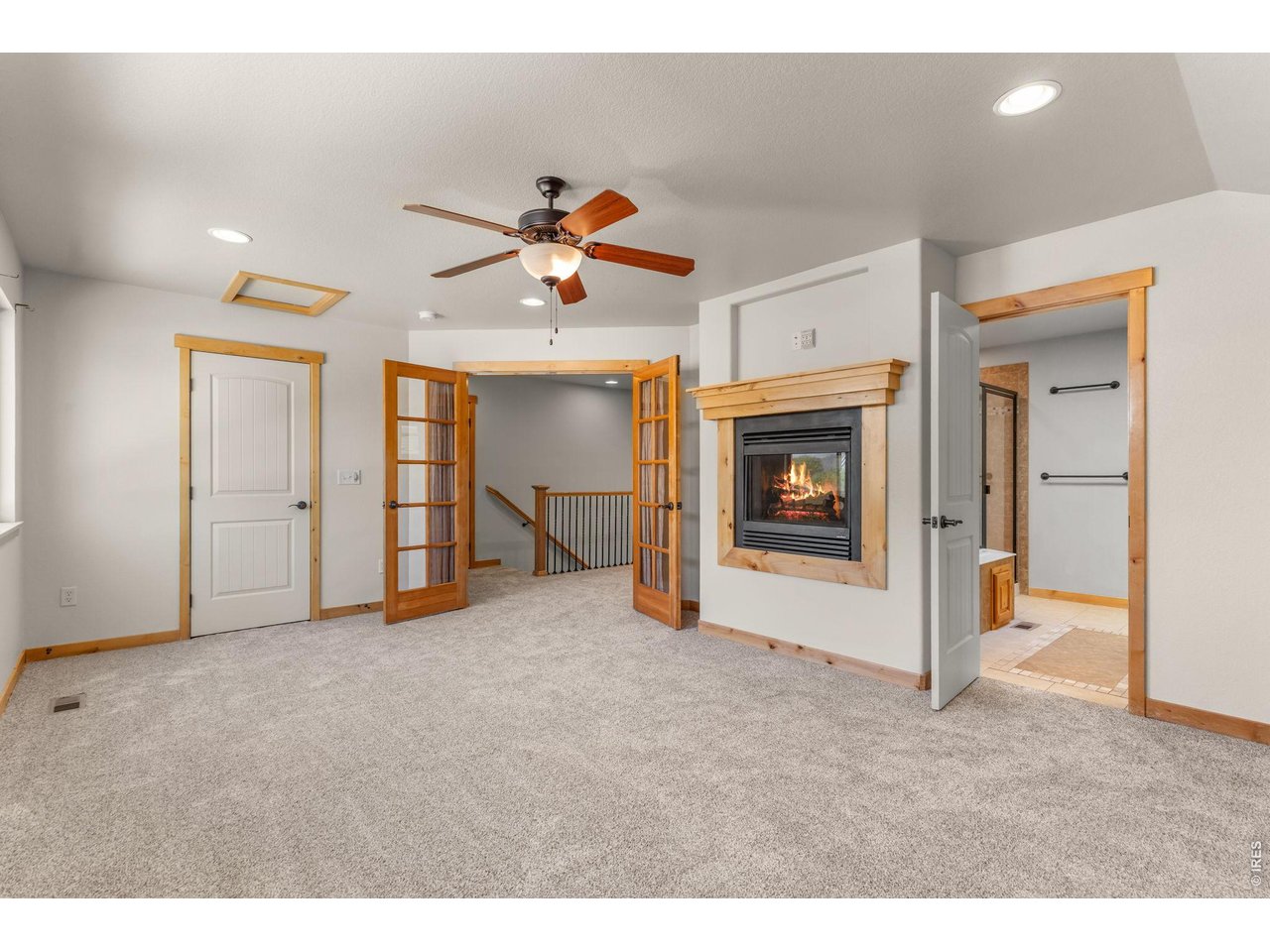 Property Photo 25 Second level primary suite