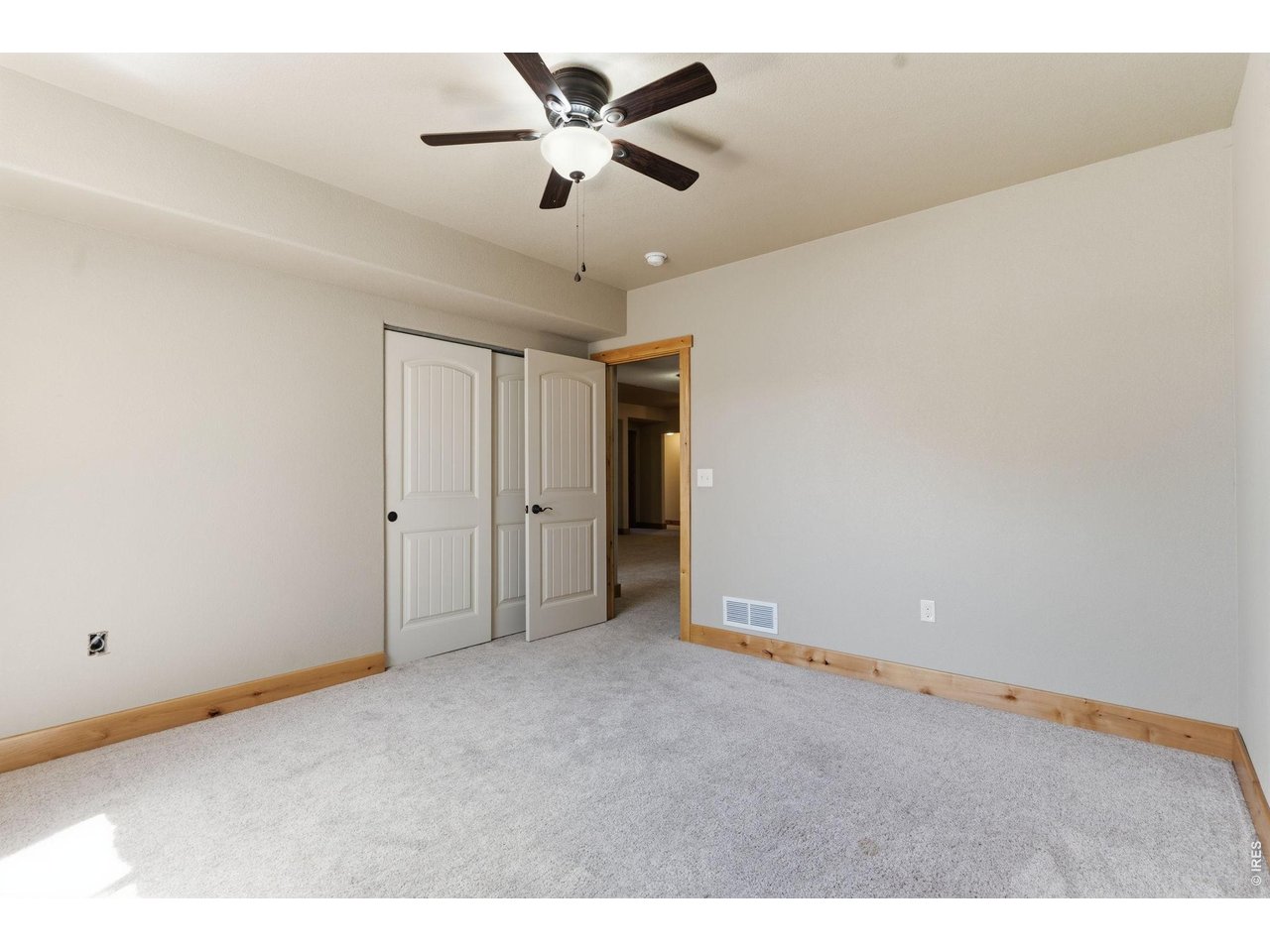 Property Photo 32 Basement bed #1