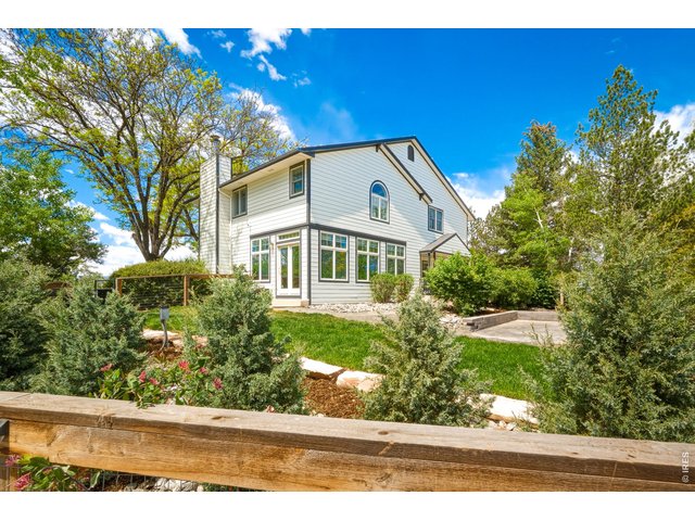 Property Photo 44 Over $100,000 has been invested into this professionally landscaped yard providing peace and functionality.