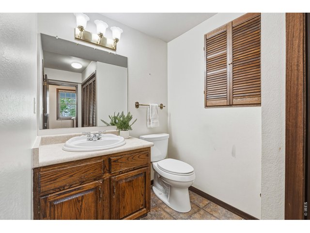 Property Photo 19 Convenient main-level powder bath.