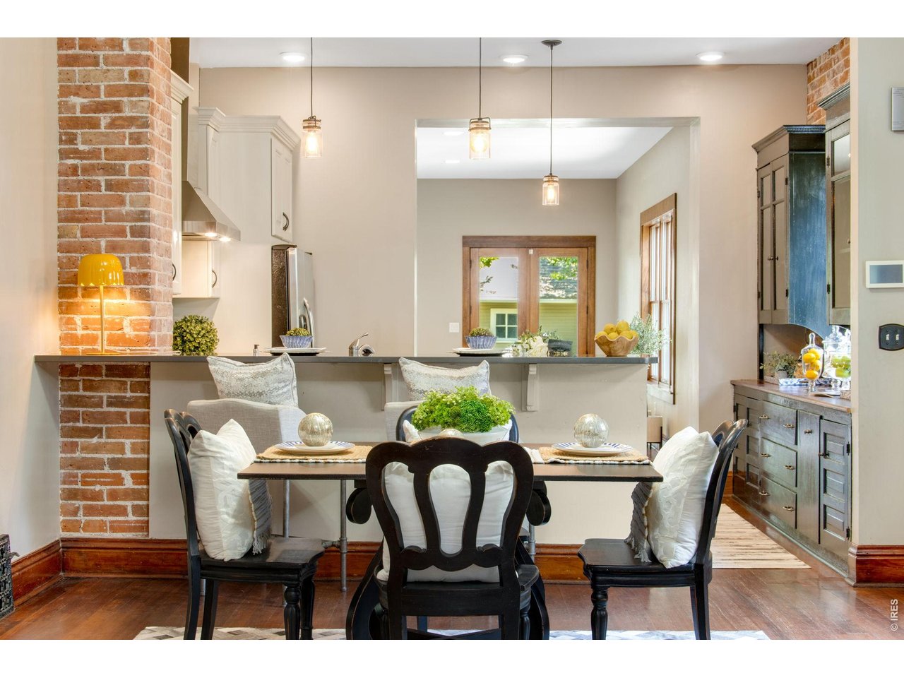 Property Photo 21 Spacious Dining Area