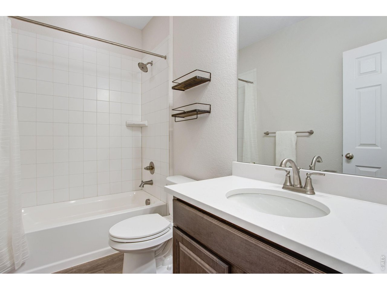 Property Photo 36 Full bathroom in basement