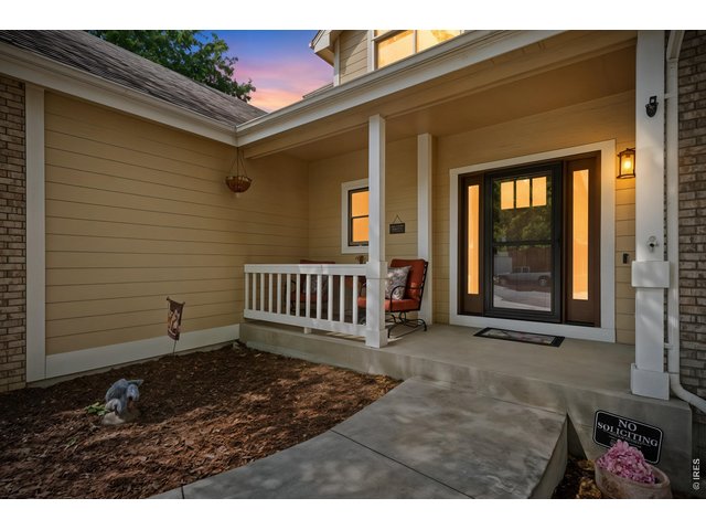 Property Photo 4 Covered front entry