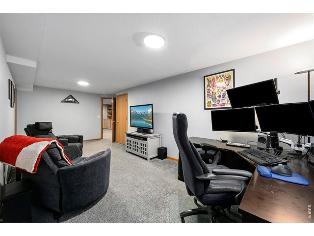 Property Photo 36 Bedroom 6 in basement with ensuite bathroom