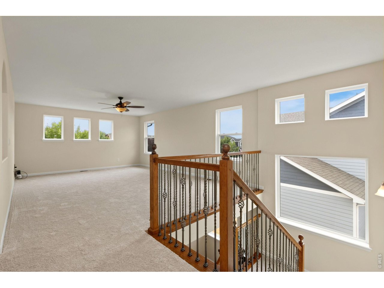 Property Photo 22 Giant loft with mountain views