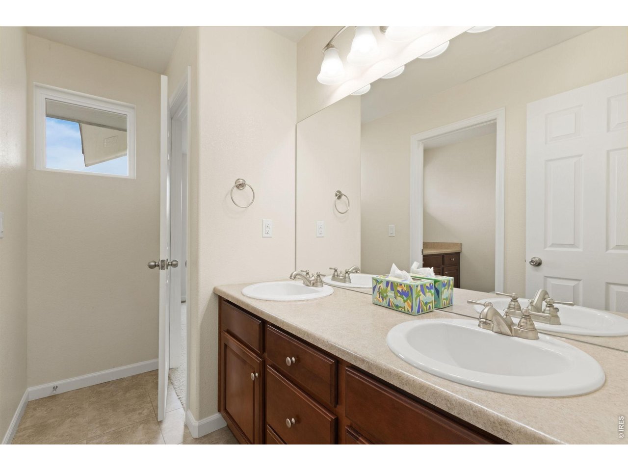 Property Photo 31 Dual sinks & linen closet