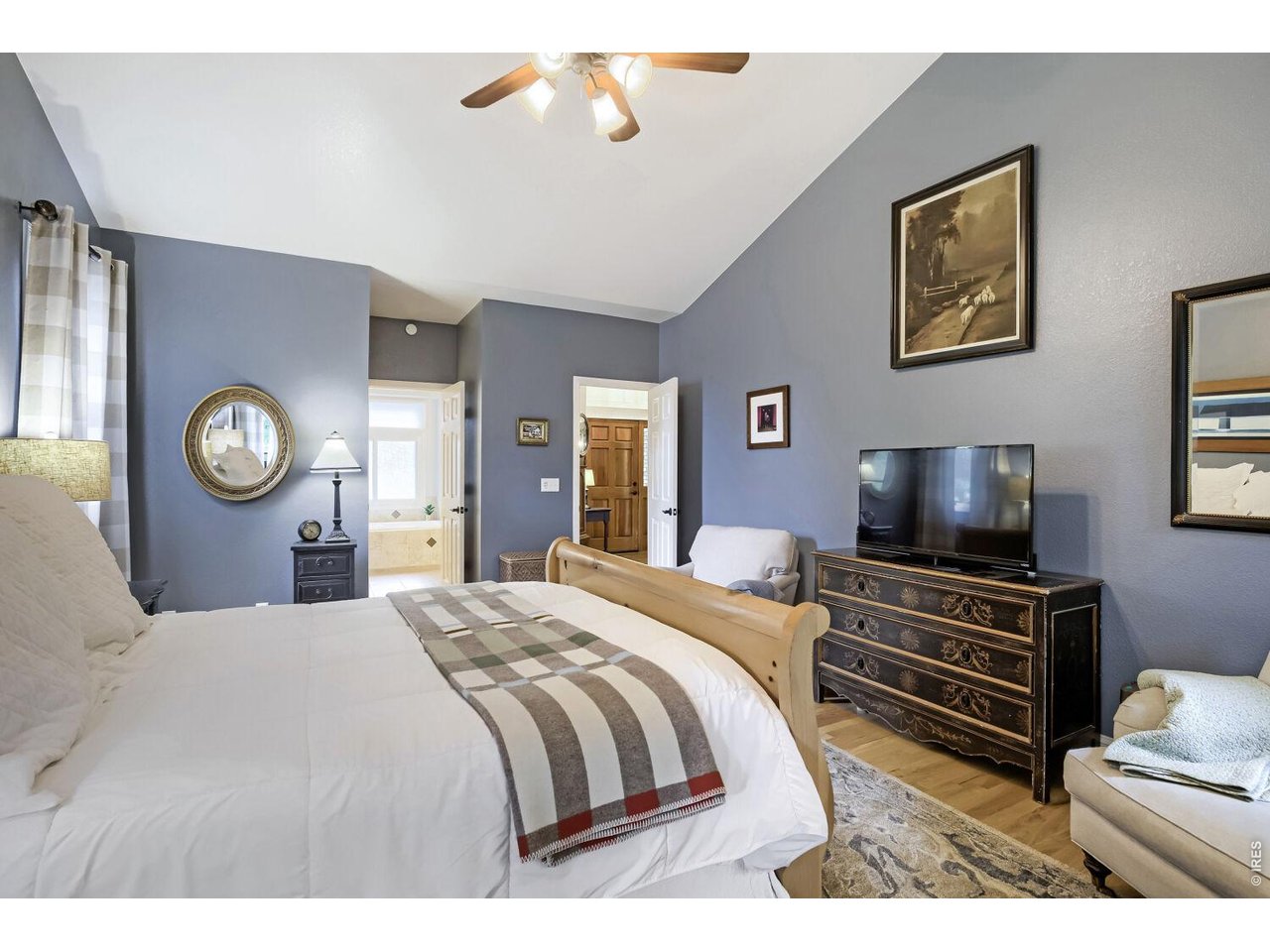 Property Photo 21 