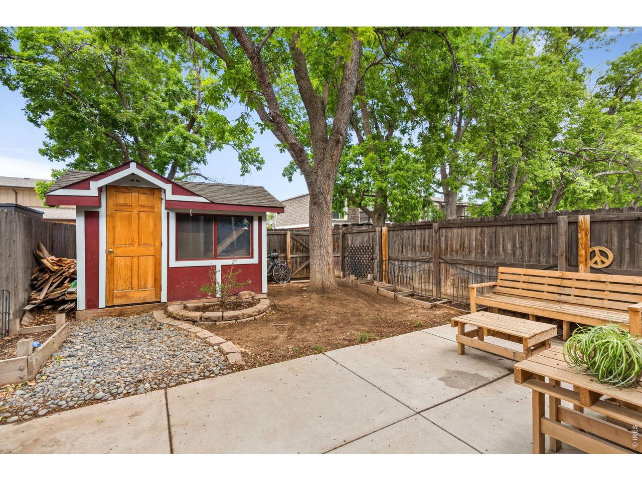 Property Photo 19 Shed included