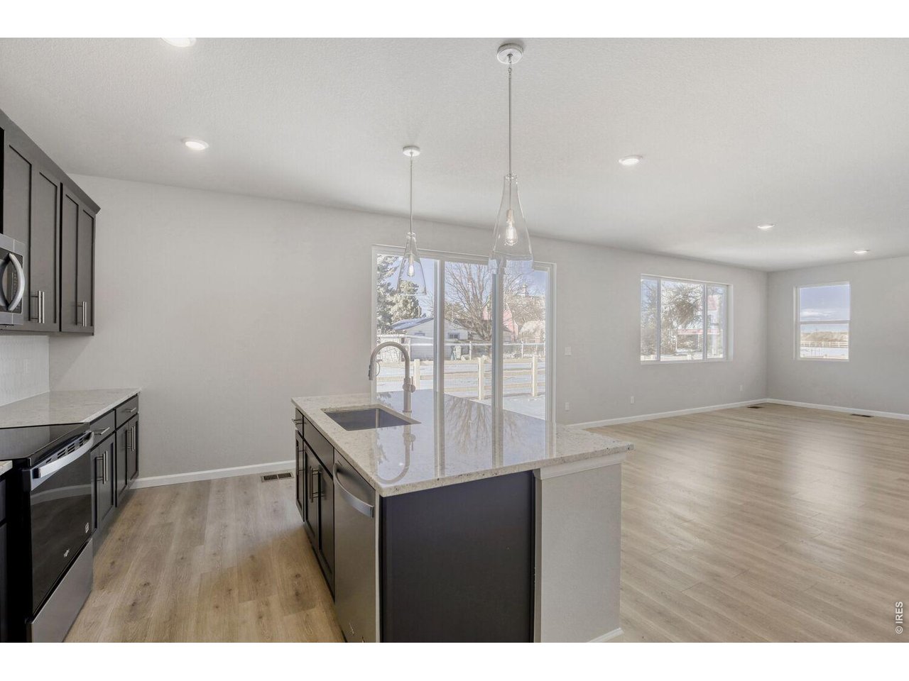 Property Photo 10 Functional floor plan