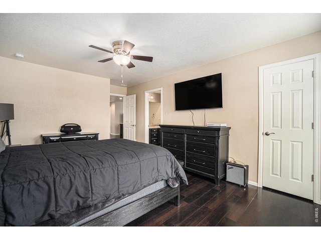 Property Photo 23 2nd bedroom with walk in closet