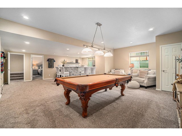 Property Photo 32 Lots of space for entertaining
