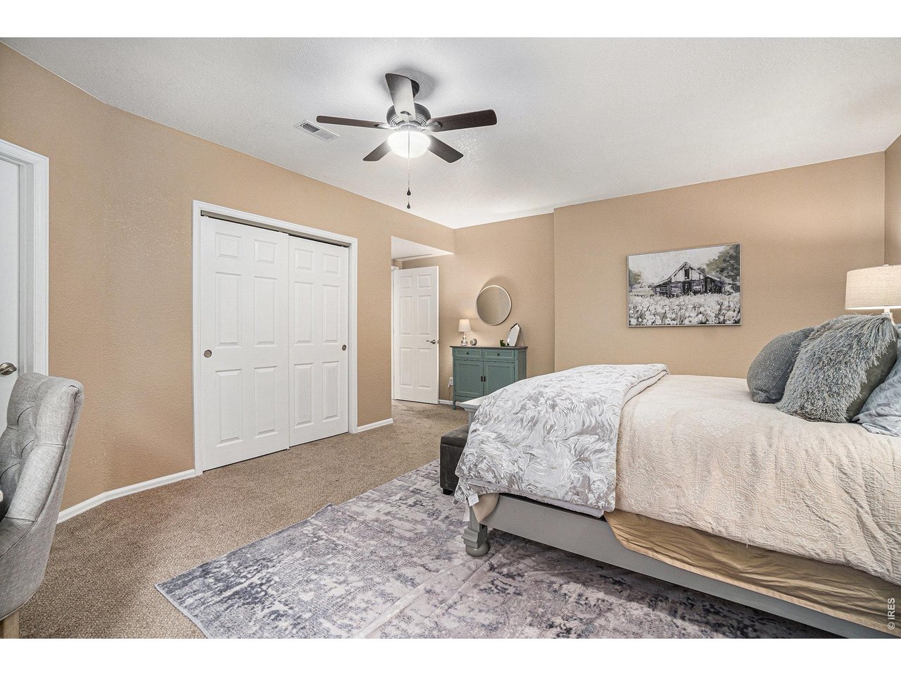 Property Photo 37 Large basement bedroom