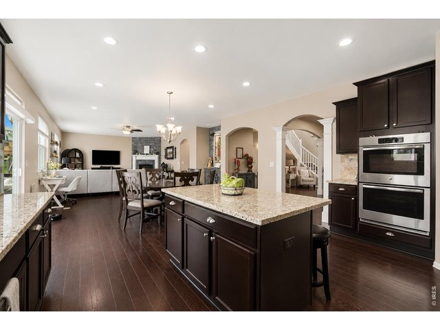 Property Photo 4 Open floor plan