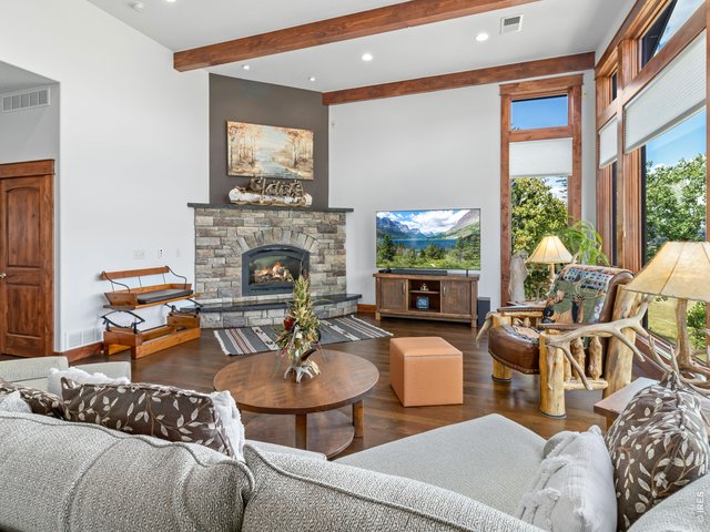 Property Photo 10 Thoughtfully designed with impeccable craftsmanship and top-of-the-line finishes, this residence blends refined elegance with the warmth of mountain living.