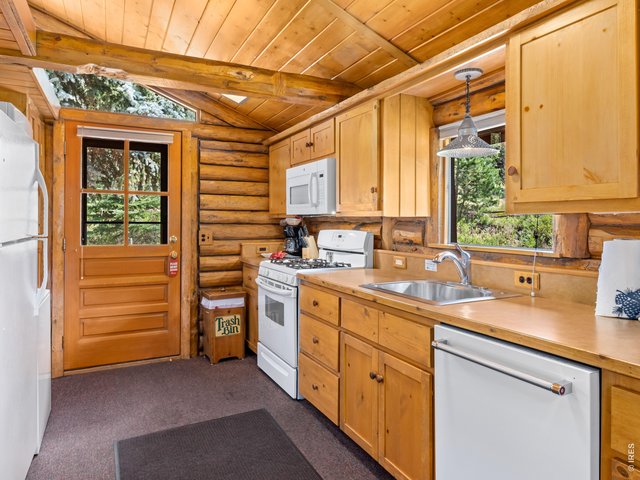 Property Photo 13 