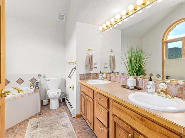 Property Photo 25 