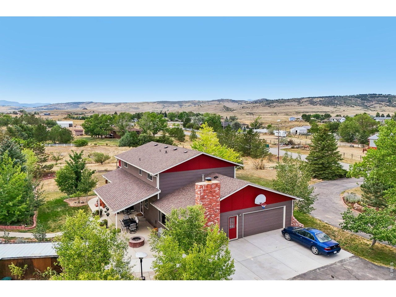 Property Photo 46 Close to the mountains with plenty of space