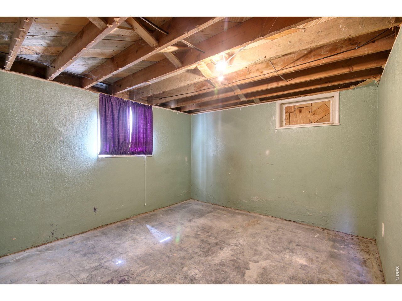 Property Photo 20 Basement