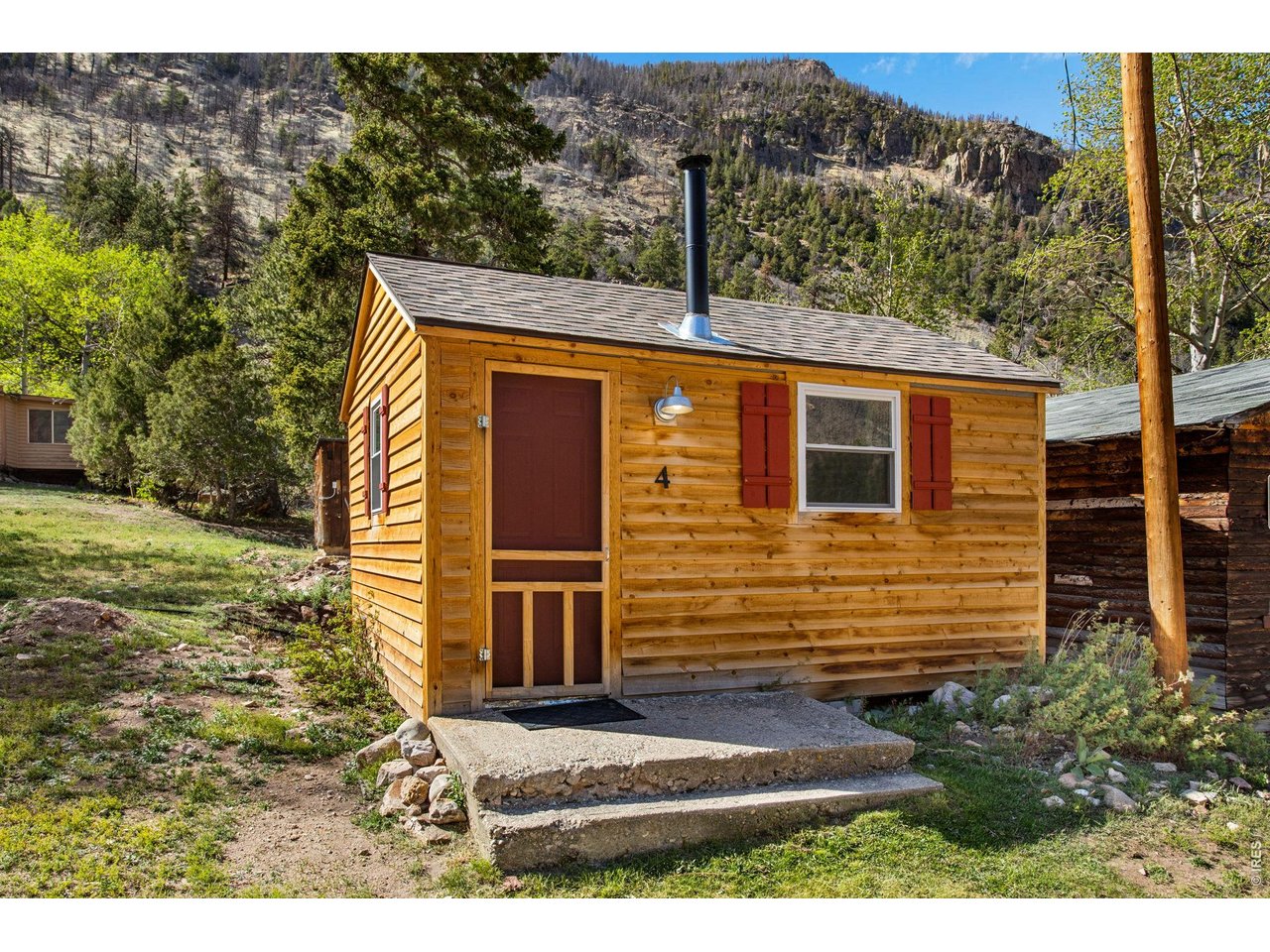 Property Photo 13 Renovated cabin