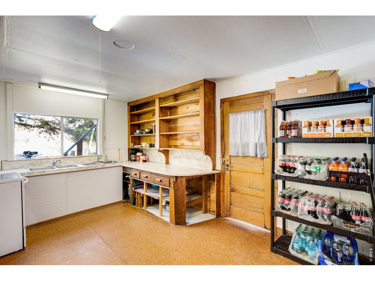 Property Photo 28 Within the retail shop