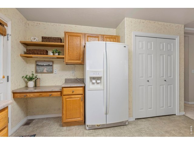 Property Photo 10 Pantry space and nook for coffee bar or computer desk.