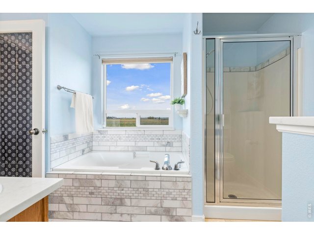 Property Photo 15 primary bathroom