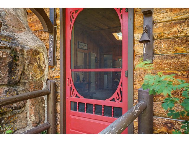 Property Photo 5 WELCOME into the main cabin, fully furnished, ready for you, your family and guests.