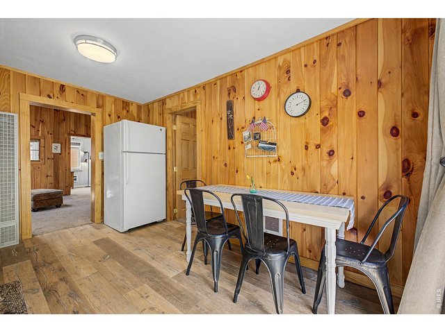 Property Photo 14 Eat in kitchen