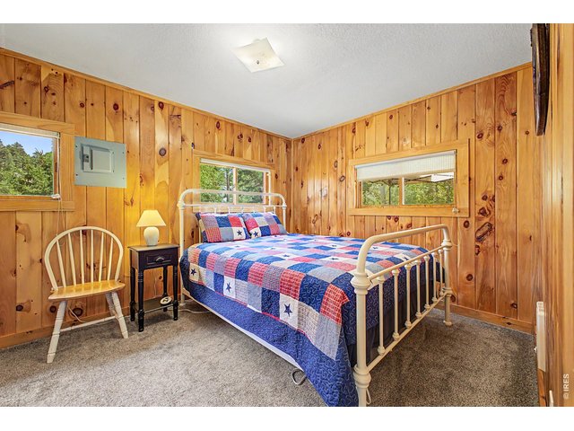 Property Photo 16 Main cabin, primary bedroom