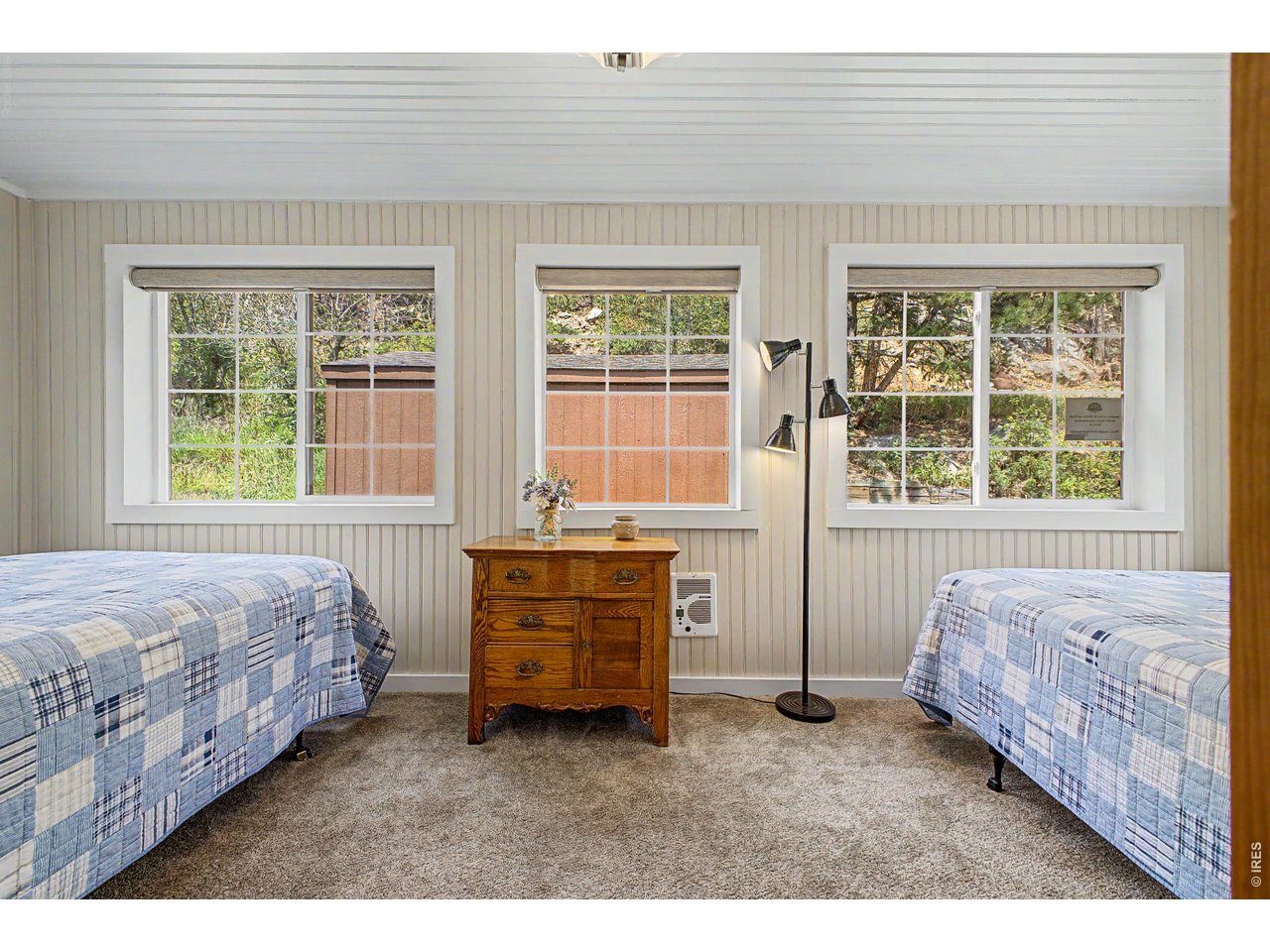 Property Photo 19 Guest bedroom has 2 double beds.