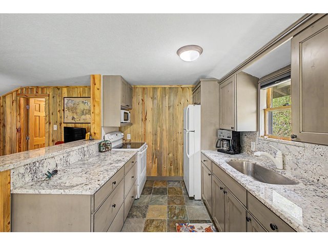Property Photo 35 