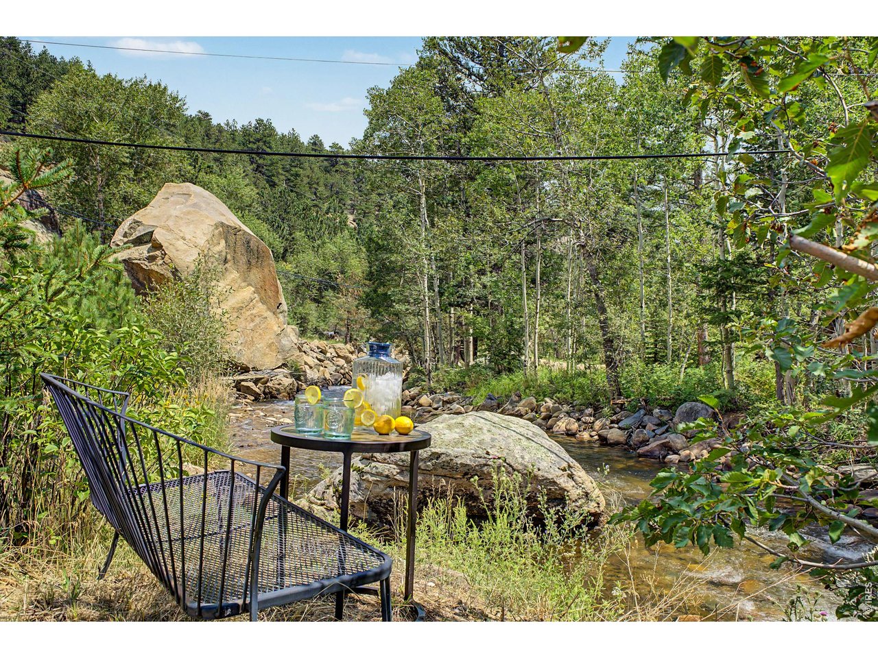 Property Photo 4 Happy hour time on the river!