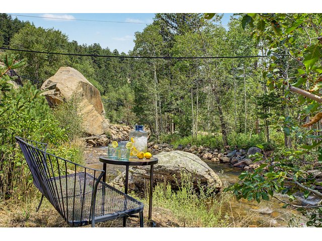 Property Photo 4 Happy hour time on the river!