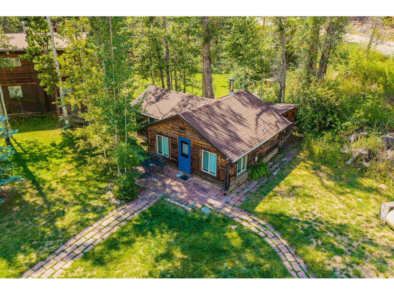 Property Photo 28 Guest cabin