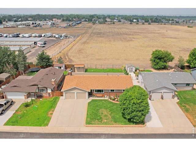 Property Photo 2 Backs to Private Open Space