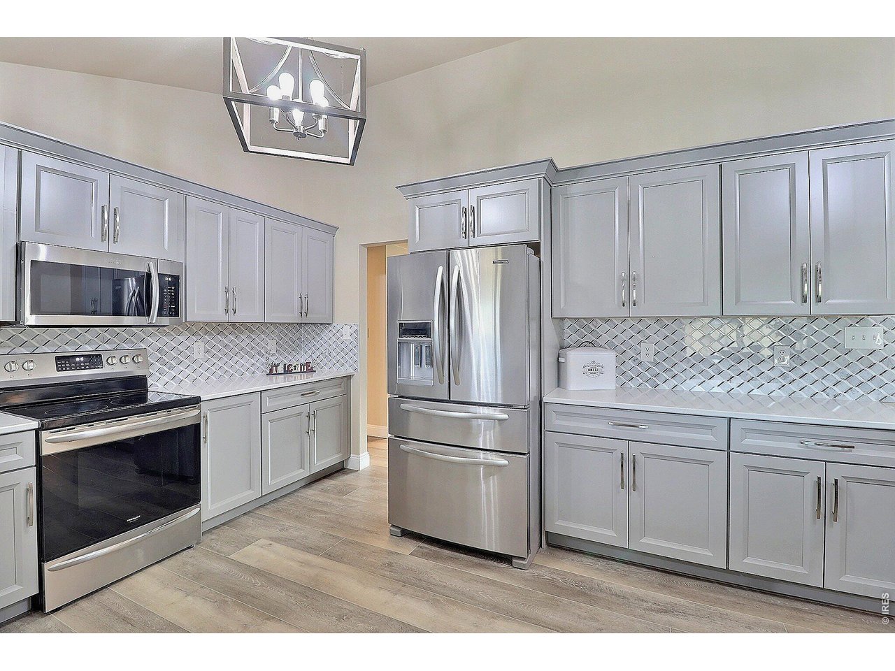Property Photo 12 Appliances Included