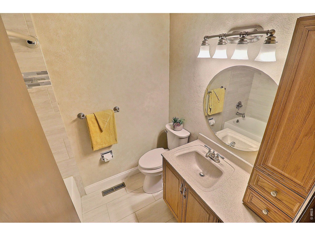 Property Photo 29 Main Floor Bathroom