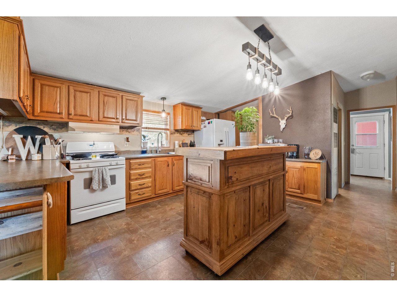 Property Photo 16 