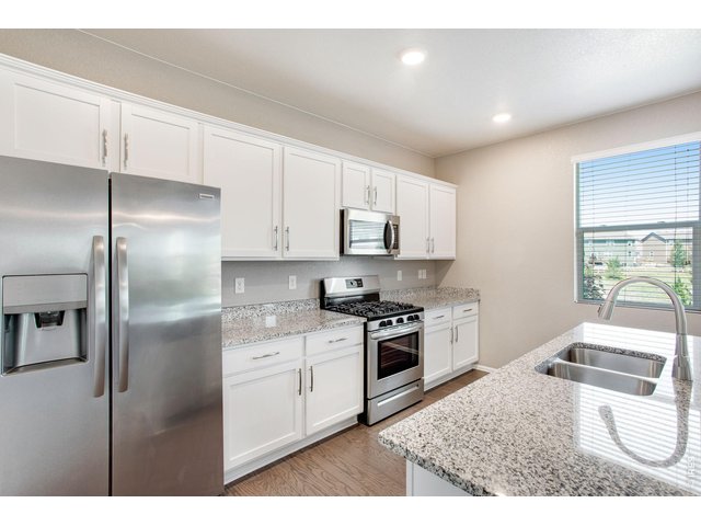 Property Photo 15 Stainless steel kitchen appliances included